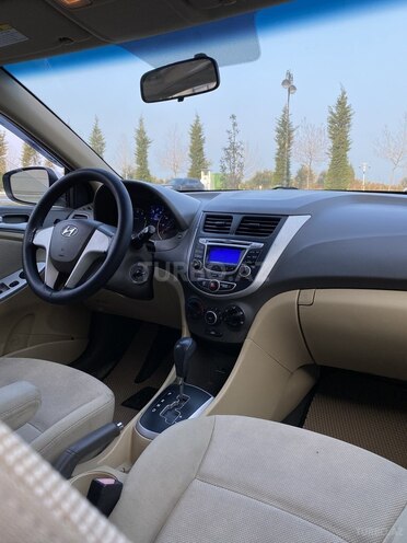 Hyundai Accent 2012, 280,000 km - 1.6 l - Bakı