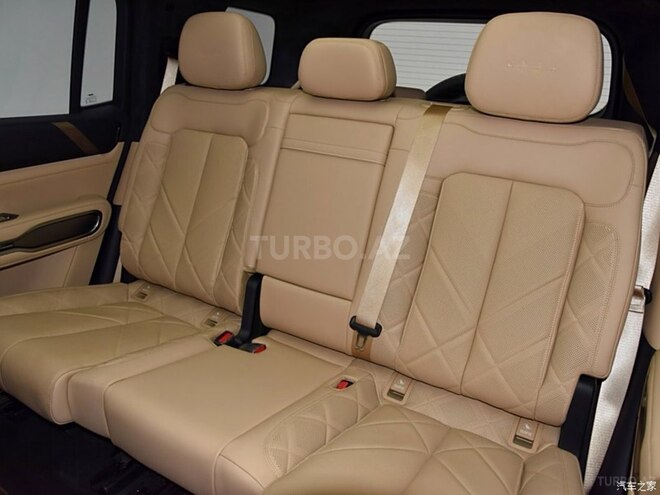 BYD Leopard 8-8