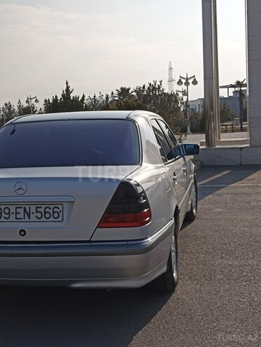 Mercedes C 200 1999, 350,000 km - 2.0 l - Kürdəmir