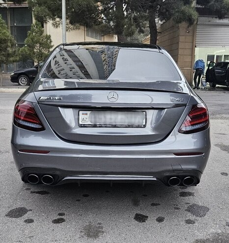 Mercedes  2018, 97,000 km - 3.0 l - Bakı