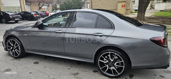 Mercedes  2018, 97,000 km - 3.0 l - Bakı