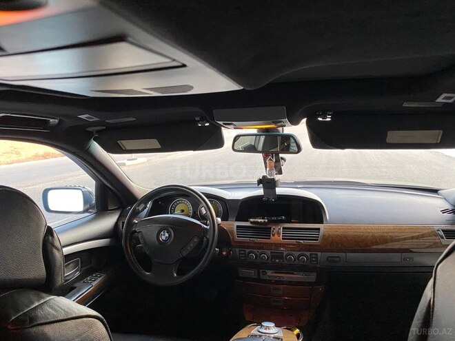 BMW 745-8
