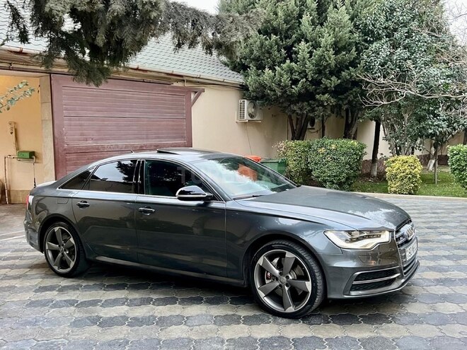 Audi S6 2015, 114,000 km - 3.0 l - Bakı
