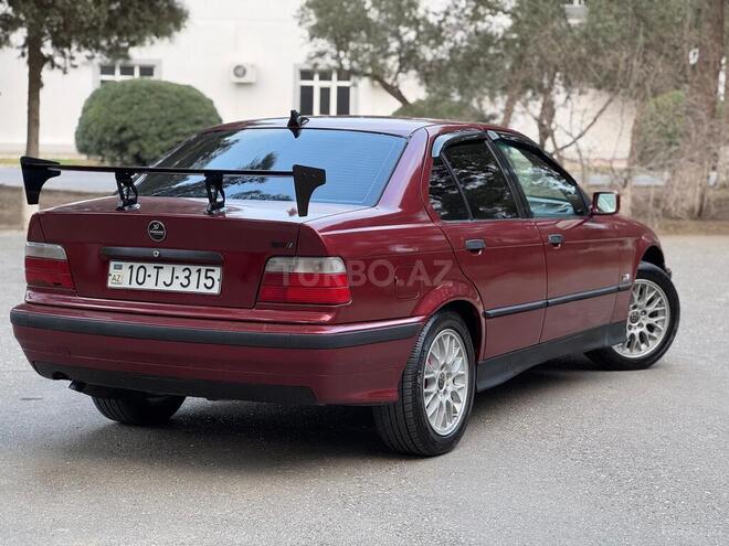 BMW 318 1994, 334,000 km - 1.8 l - Sumqayıt