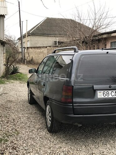 Opel Astra 1995, 299,999 km - 1.6 l - Xaçmaz