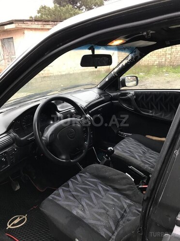 Opel Astra 1995, 299,999 km - 1.6 l - Xaçmaz