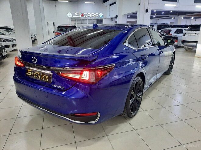 Lexus ES 300h-4