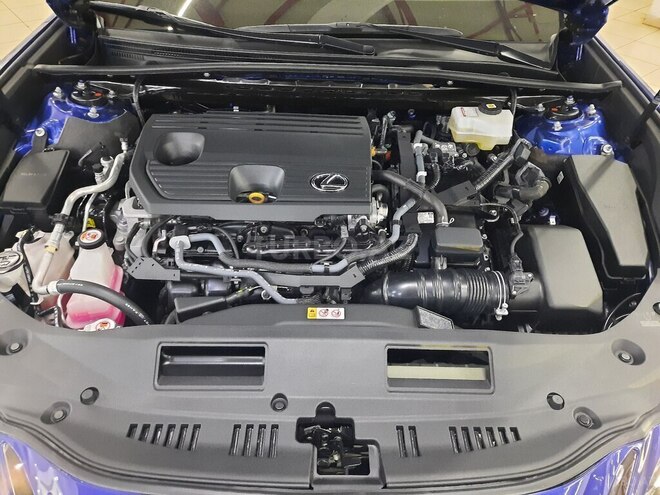 Lexus ES 300h-20