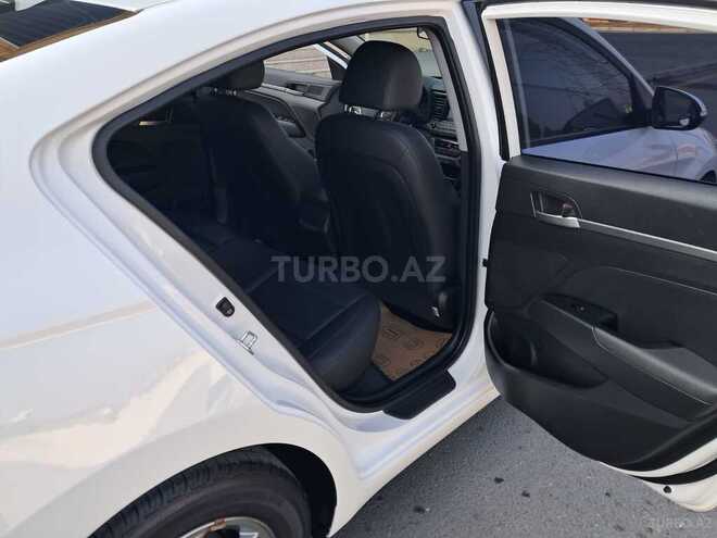Hyundai Avante 2015, 171,000 km - 1.6 л - Gəncə