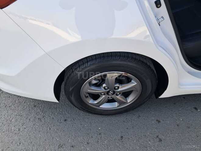 Hyundai Avante 2015, 171,000 km - 1.6 л - Gəncə