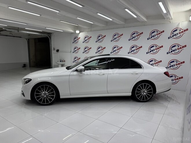Mercedes E 300-13