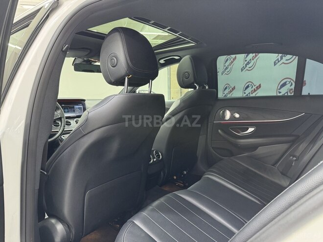 Mercedes E 300-15
