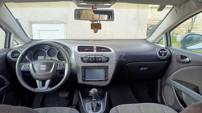 SEAT Leon-7