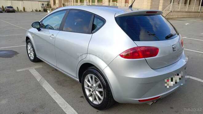 SEAT Leon-5