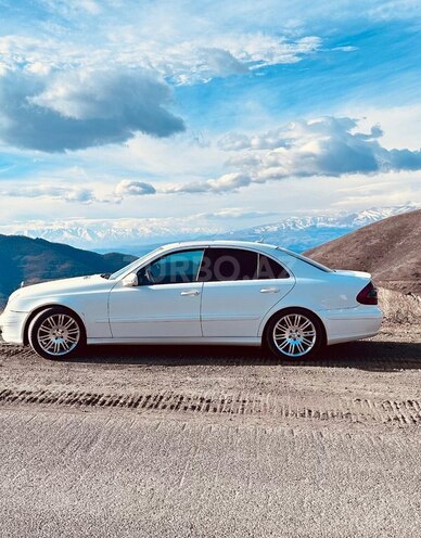 Mercedes E 220 d 2007, 450,000 km - 2.2 л - Yevlax