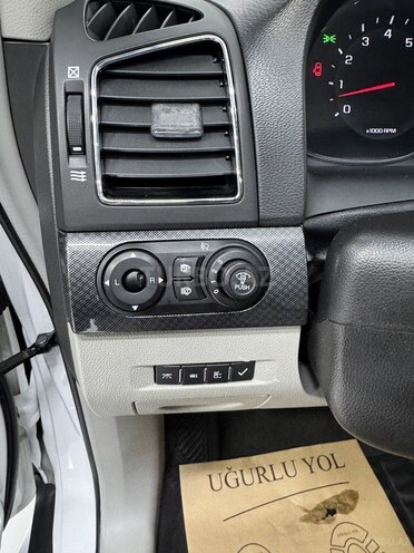 Chevrolet Captiva-14