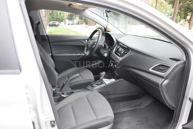 Hyundai Accent 2019, 105,000 km - 1.6 l - Bakı