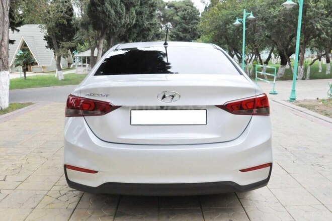 Hyundai Accent 2019, 105,000 km - 1.6 l - Bakı