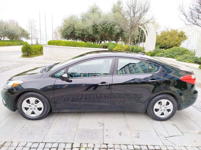 Kia Cerato-10