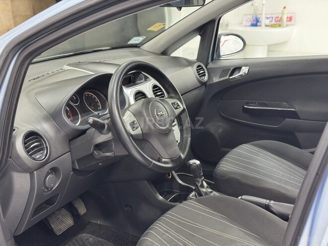 Opel Corsa-18