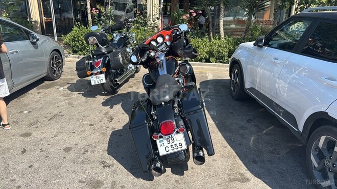 Harley-Davidson FLHX Street Glide-3