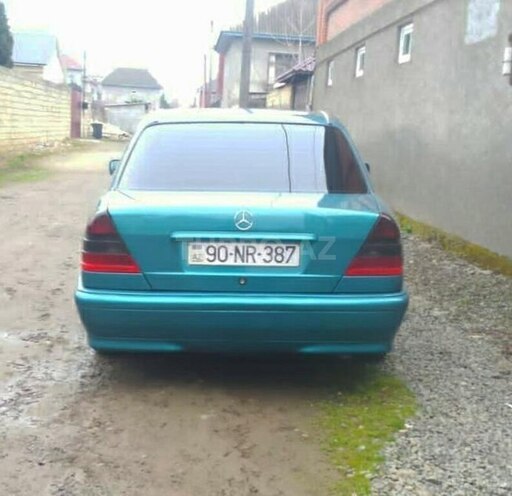 Mercedes C 200 1998, 398,741 km - 2.0 l - Beyləqan