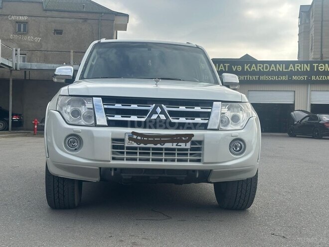 Mitsubishi Pajero 2013, 236,500 km - 3.5 l - Bakı