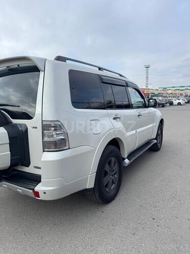 Mitsubishi Pajero 2013, 236,500 km - 3.5 l - Bakı