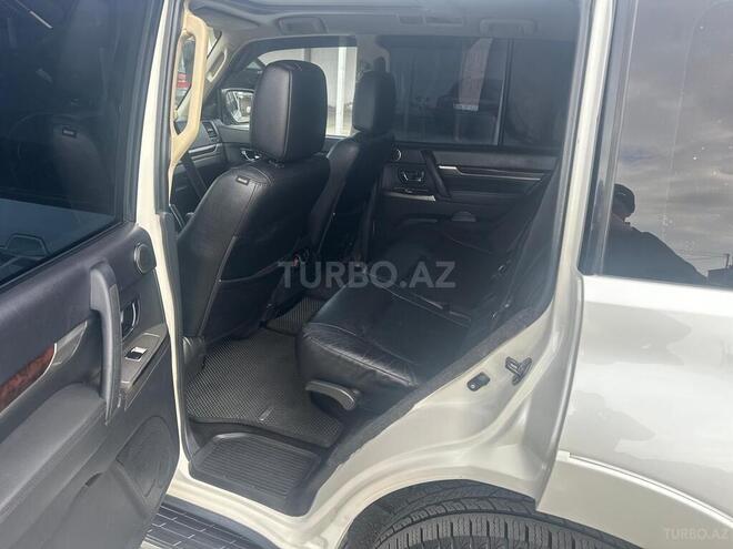 Mitsubishi Pajero 2013, 236,500 km - 3.5 l - Bakı