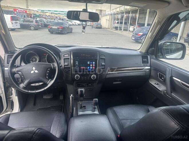Mitsubishi Pajero 2013, 236,500 km - 3.5 l - Bakı