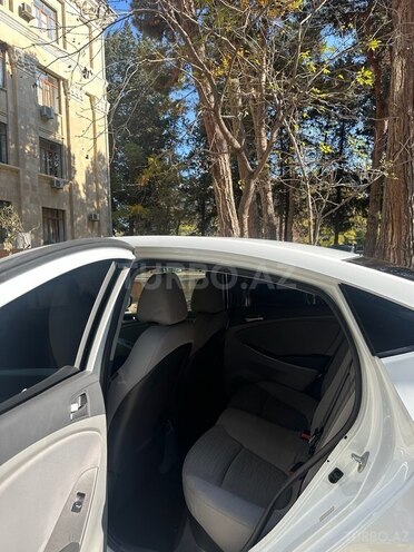 Hyundai Accent 2017, 132,500 km - 1.6 l - Bakı