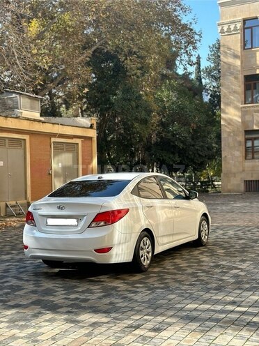 Hyundai Accent 2017, 132,500 km - 1.6 l - Bakı
