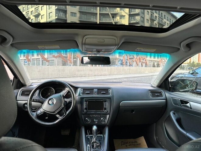 Volkswagen Jetta 2015, 292,901 km - 1.8 л - Bakı