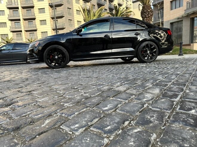 Volkswagen Jetta 2015, 292,901 km - 1.8 л - Bakı