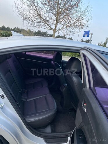Hyundai Avante 2015, 178,000 km - 1.6 l - Bakı