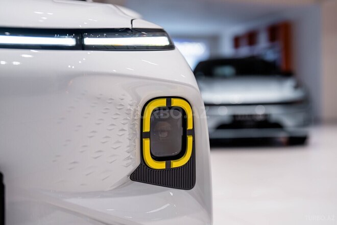 Geely Geometry E-6
