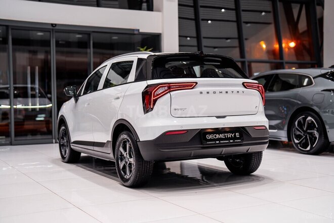 Geely Geometry E-2