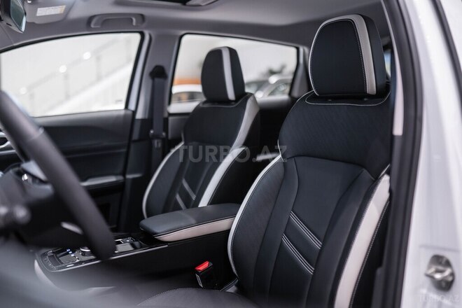 Geely Geometry E-12