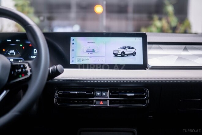 Geely Geometry E-14