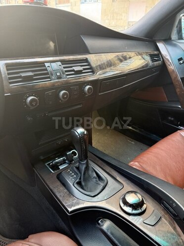 BMW 525 2004, 296,000 km - 2.5 л - Bakı