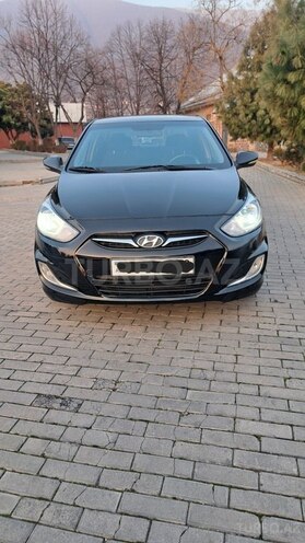 Hyundai Accent 2011, 175,000 km - 1.6 l - Şəki