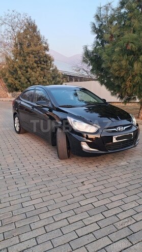 Hyundai Accent 2011, 175,000 km - 1.6 l - Şəki
