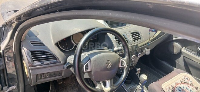 Renault Megane 2011, 472,000 km - 1.5 l - Bakı
