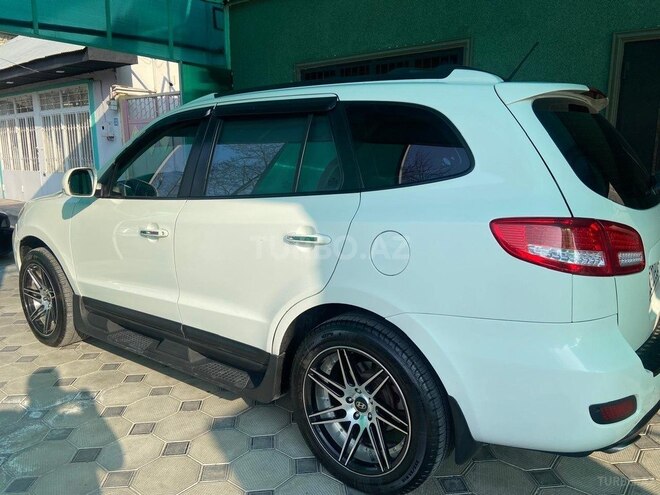 Hyundai Santa Fe 2008, 372,000 km - 2.7 l - Göyçay