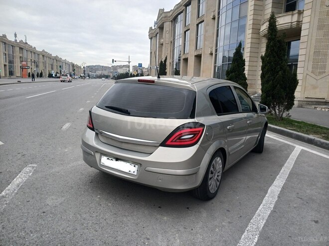 Opel Astra 2006, 324,000 km - 1.4 l - Bakı