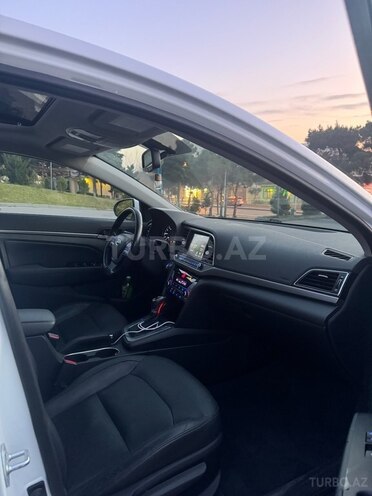 Hyundai Elantra 2016, 62,000 km - 2.0 l - Bakı