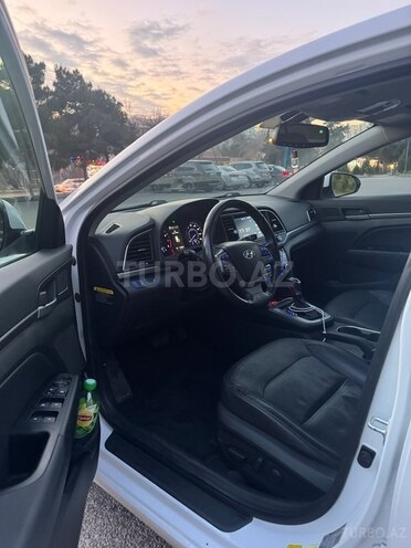 Hyundai Elantra 2016, 62,000 km - 2.0 l - Bakı