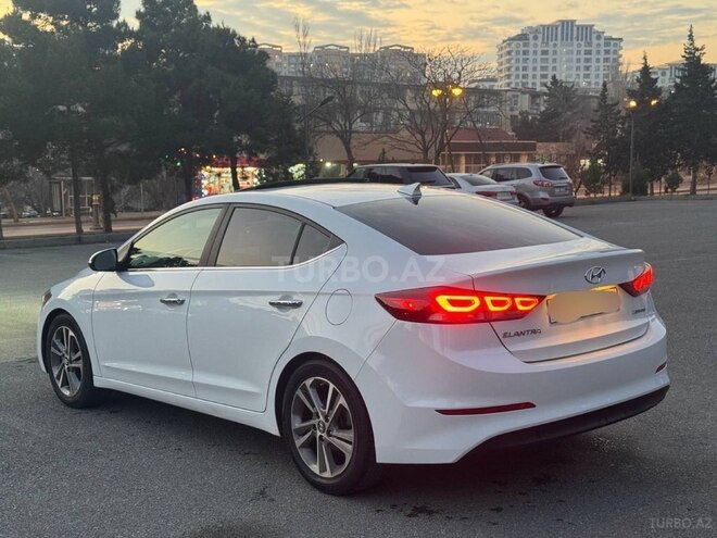 Hyundai Elantra 2016, 62,000 km - 2.0 l - Bakı