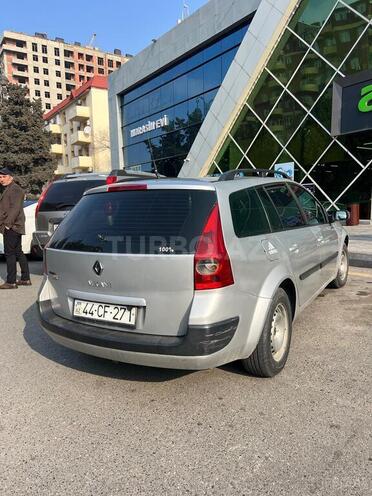 Renault Megane-14