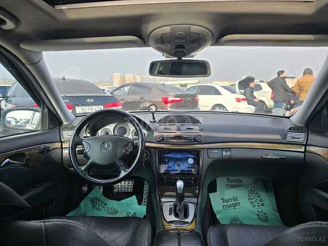 Mercedes E 320 2003, 215,000 km - 3.2 l - Bakı